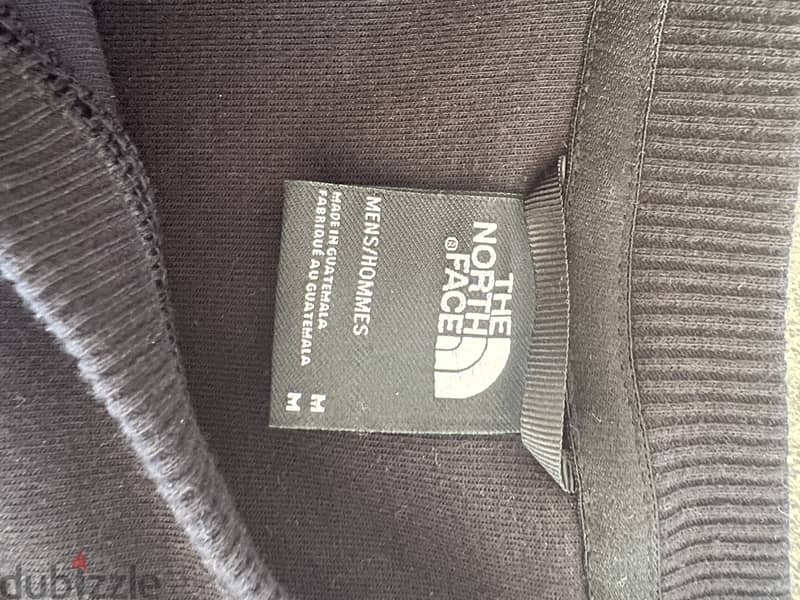 North face sweater 3