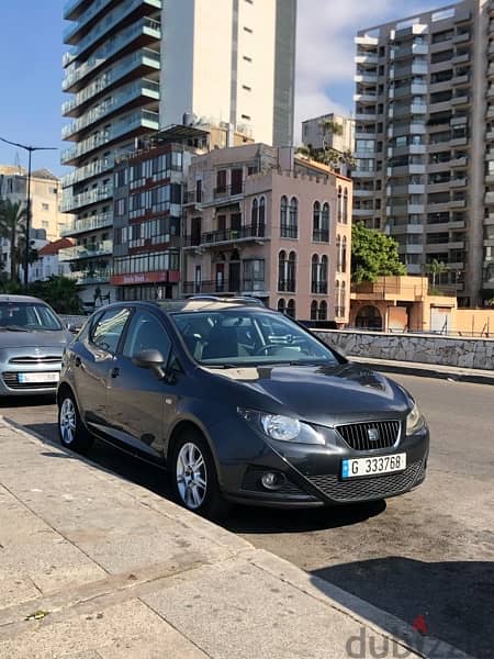 Seat Ibiza 2011 1