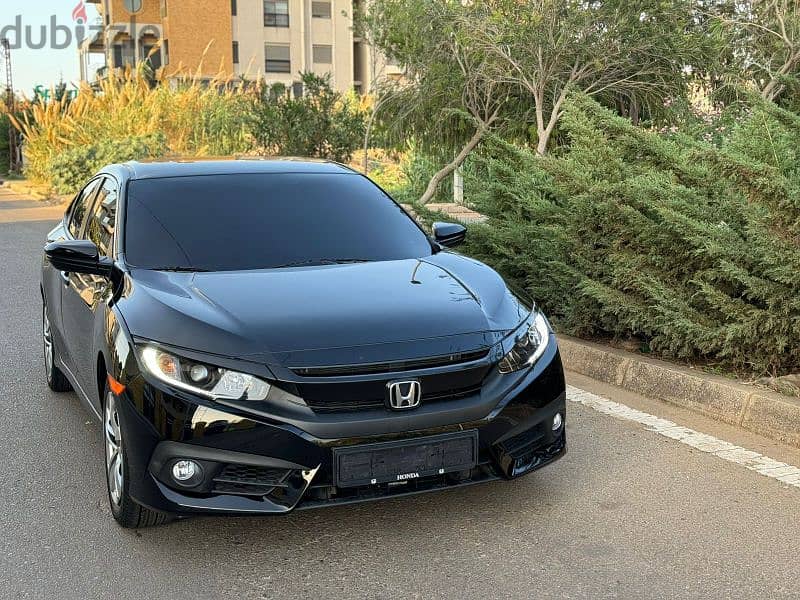 Honda Civic 2019 3