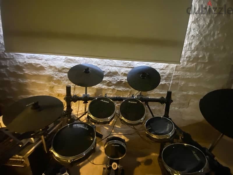 electric drums alesis dm10 really good conditon 4