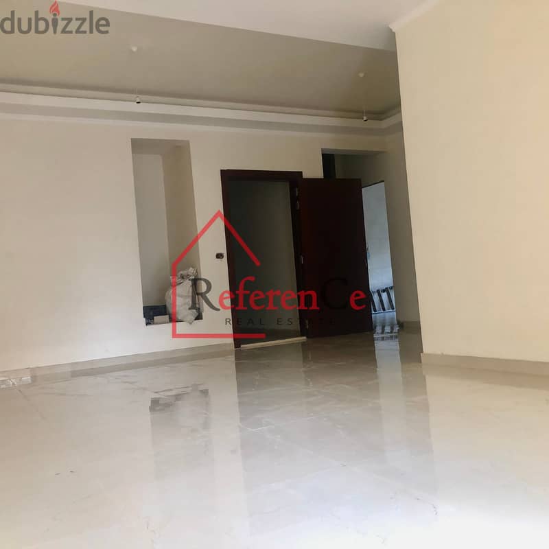 Apartment with garden in Ballouneh شقة مع حديقة في بلونة 1