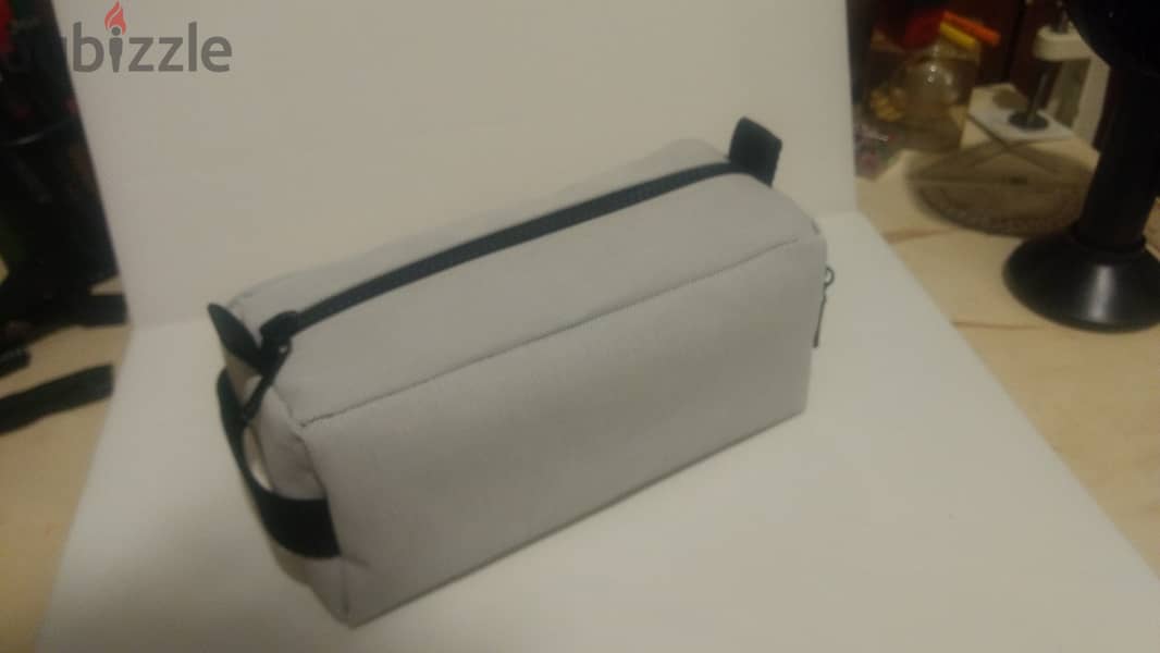 Bright Gray Hand Bag 7