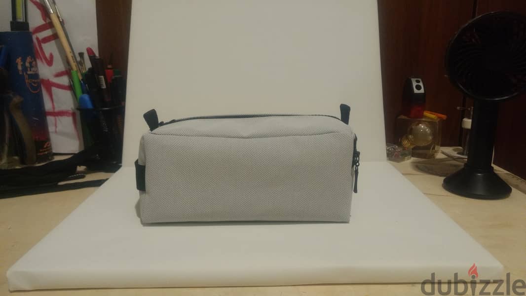 Bright Gray Hand Bag 8