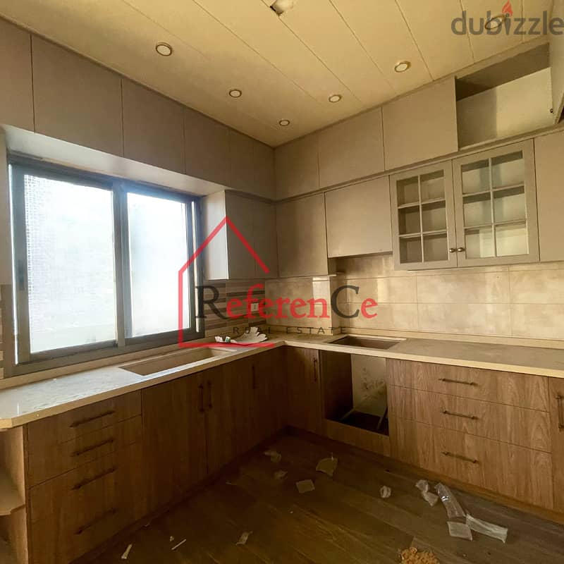 Apartment for sale in Baouchryeh. شقة للبيع في البوشرية 2