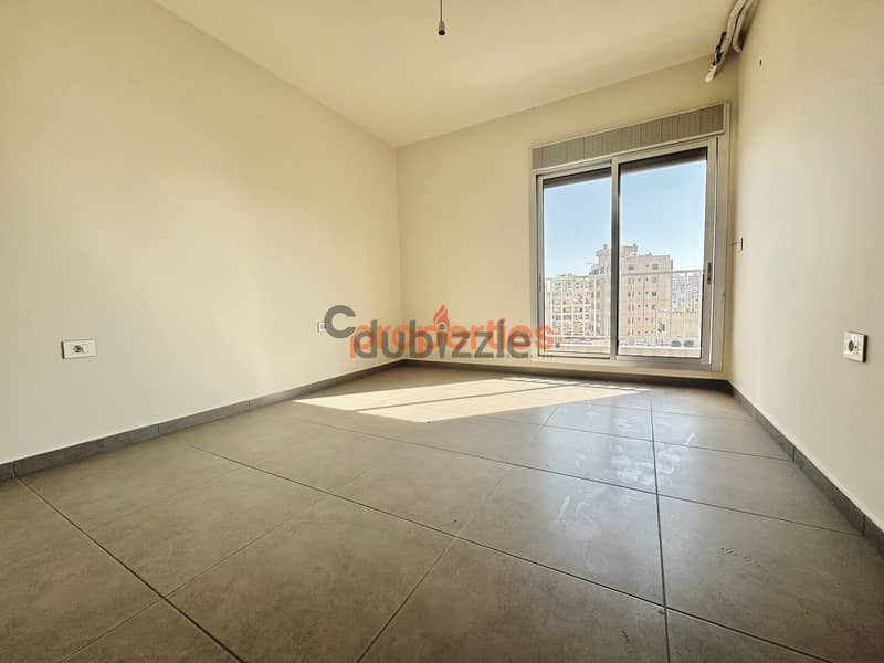 Office for rent in Furn El Chebbak-مكتب للإيجار بفرن الشباك-CPBOA48 3