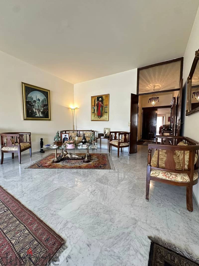 Splendid 250m² Apartment for Sale in Unesco 1