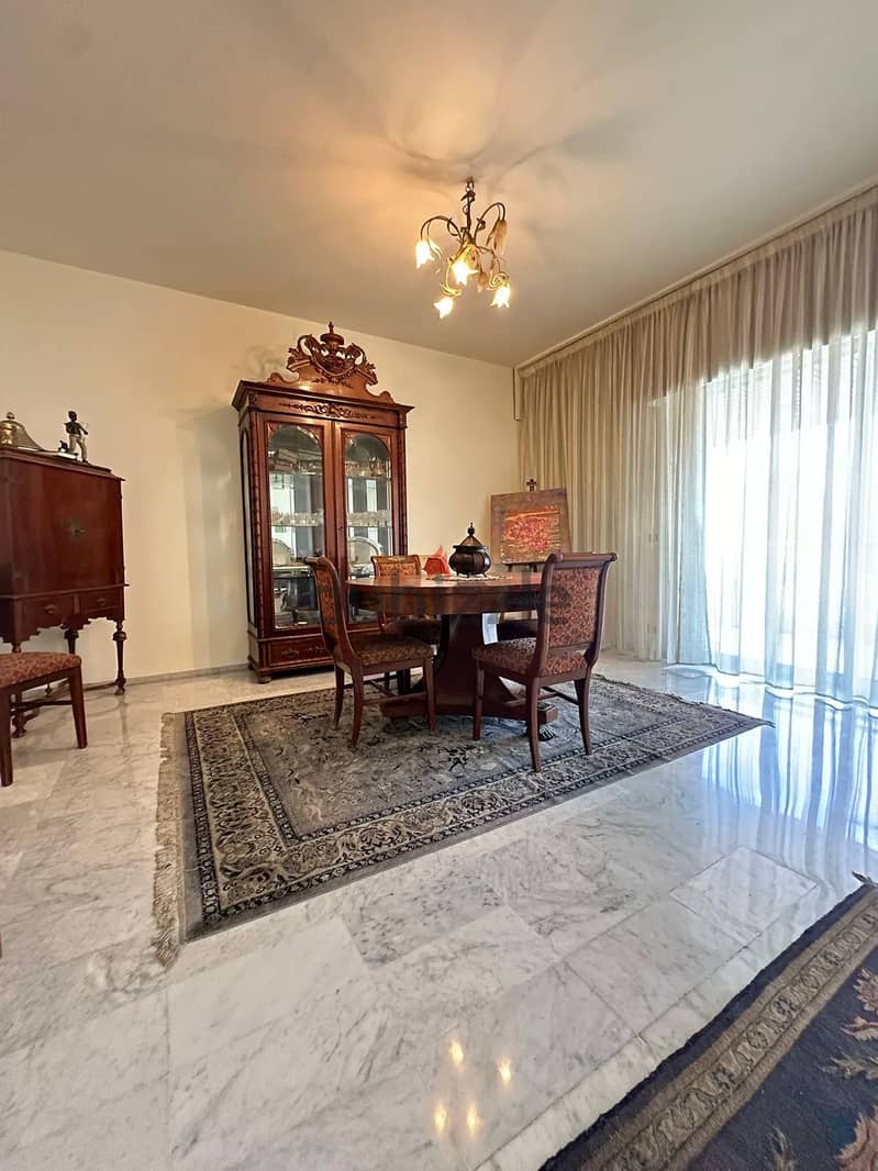 Splendid 250m² Apartment for Sale in Unesco 2