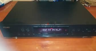 TEAC T-R400 FM/AM digital synthesizer tuner in very good condition 0