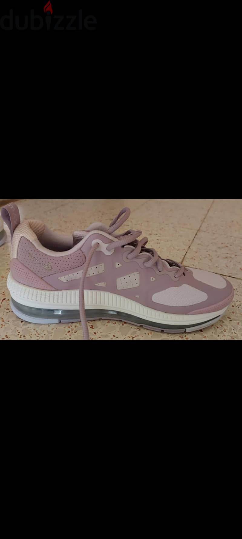 New pair of Nike Airmax women Genome. now: 120$, retail price: 275$ 4