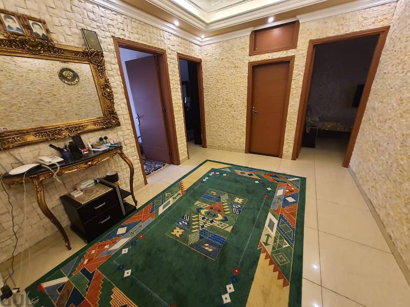 Furnished apartment for sale in Basta near ras el nabeh 1