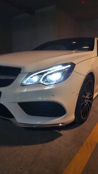 Mercedes-Benz 200 Series 2015 10