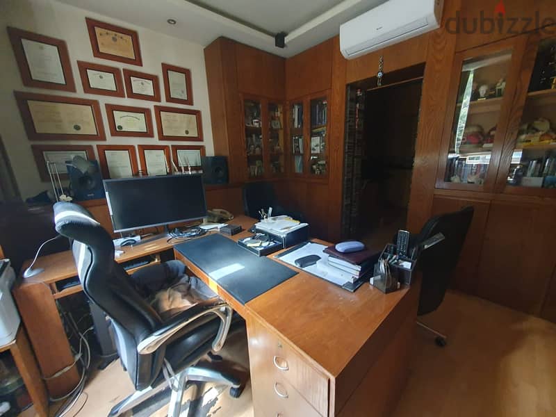 OFFICE,CLINIC FOR RENT IN HAMRAمكتب وعيادة للإيجار في الحمرا 7