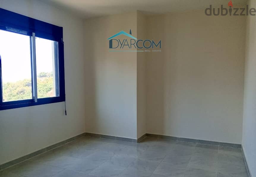 DY1891 - Boutchay Apartment for Sale with Roof! 1