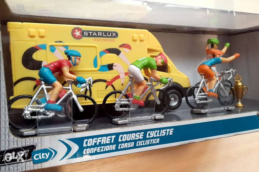 Coffret Course Cycliste Plastic Display. 4