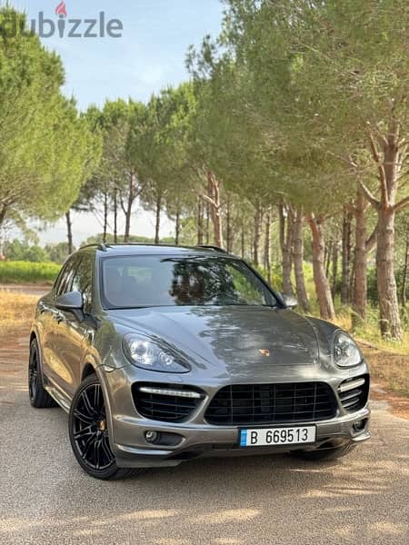 Porsche Cayenne 2014 1