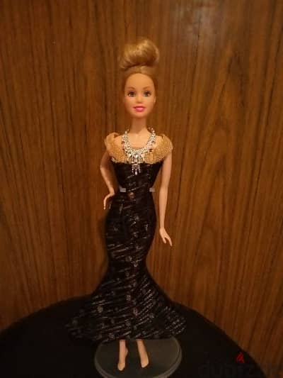 Barbie HOLIDAY Mattel dressed great doll 2016 DE MUSE body=17$