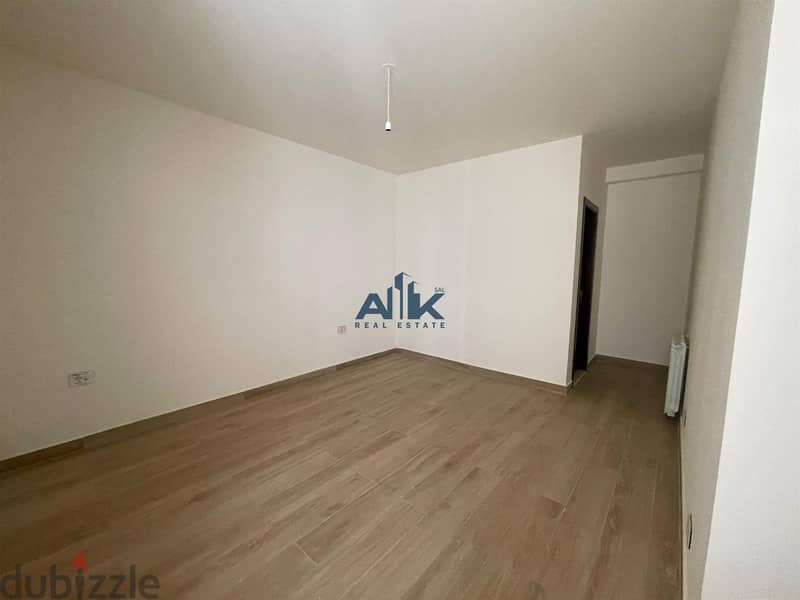 SPACIOUS 160 Sq. FOR SALE In BROUMANA! شقة للبيع في برومانا 3