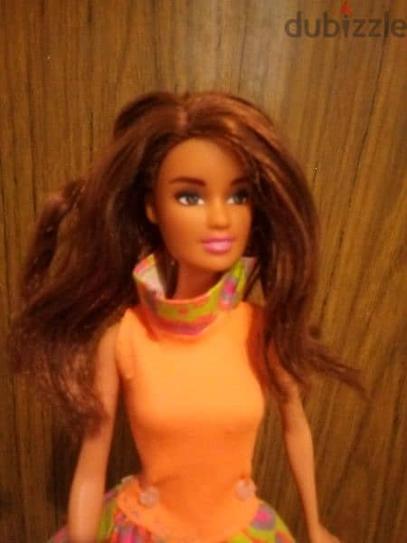 Barbie Brunette Mattel 2000 dressed doll has bending legs=17$ 3