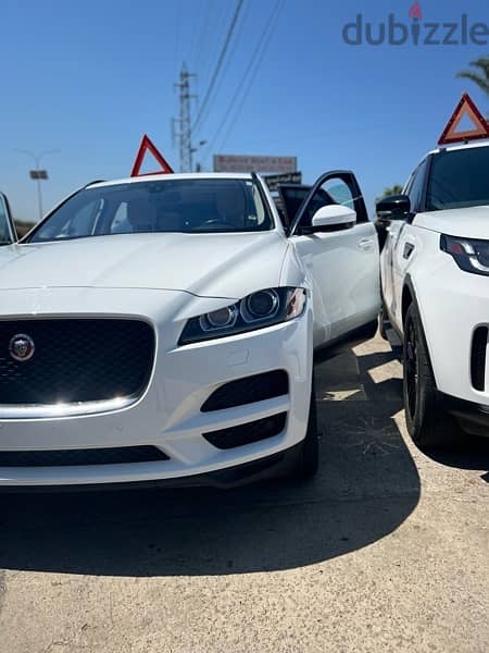 Jaguar F-Pace Prestige 2017 3.0 liter V6 !! Super Clean 1