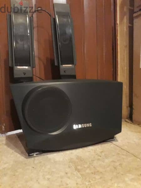 A rare vintage Samsung 2.1channels 150W 8ohms  still new made in Korea 7