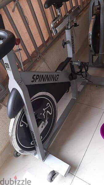 spinning bike star trac 1