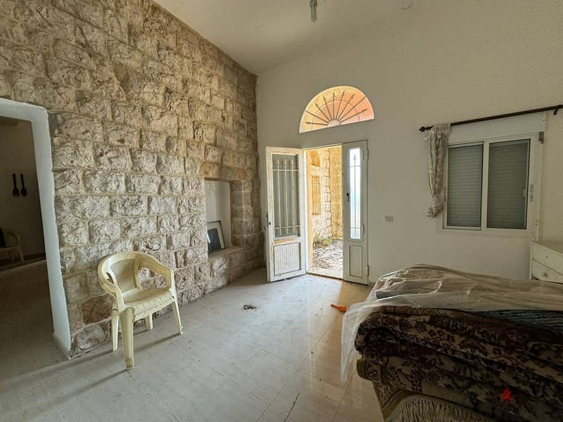 L15835-A 150 SQM House With 950 SQM Land For Sale In Qortada 1