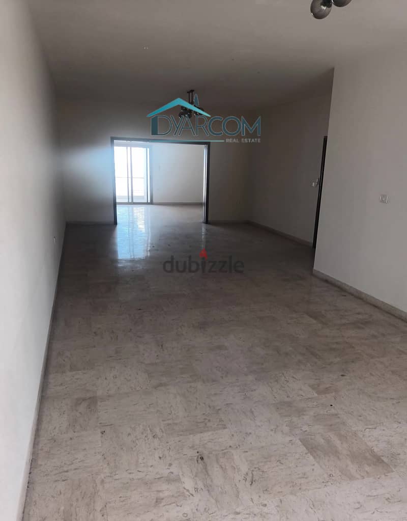 DY1894 - Gemayzeh Spacious Apartment for Rent! 2