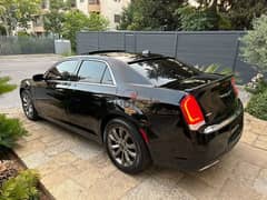 Chrysler 300c S Model 2016 Black / Black 0