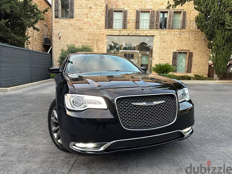 Chrysler 300c S Model 2016 Black / Black 4