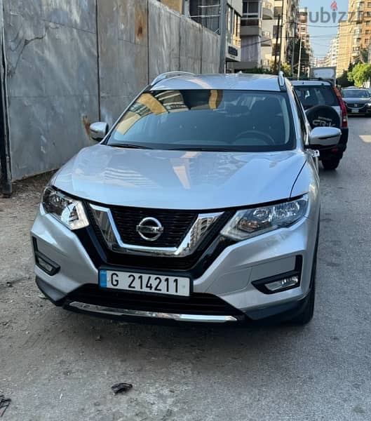 Nissan X-Trail 2018 only 15.000 company 2