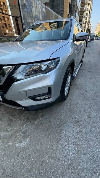 Nissan X-Trail 2018 only 15.000 company 4