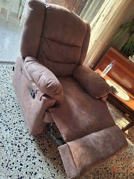 recliner 1