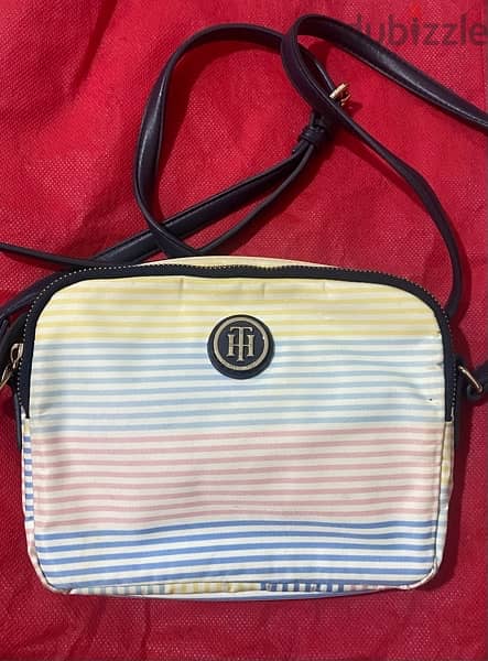 Tommy Hilfiger Handbag 0