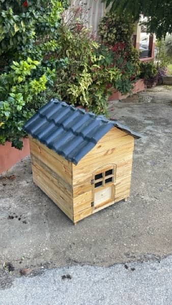 Dog Houses Available بيوت كلاب 4