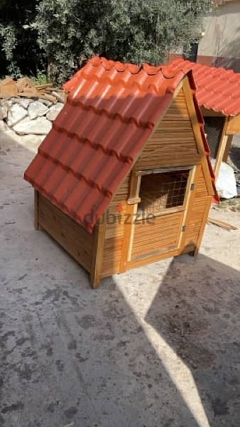 Dog Houses Available بيوت كلاب 8