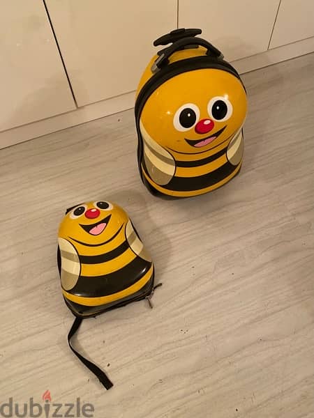 children’s bumble luggages trolley and suitcase 5