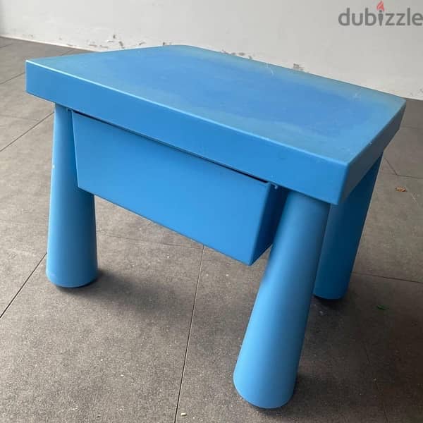 ika mammut blue small kids table with drawer 5