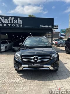 Mercedes-Benz GLC 300 4matic 2017 (Clean Carfax)(1Owner)