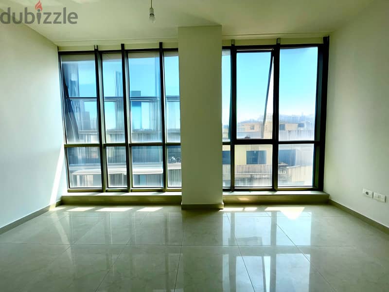 JH24-3543 Office 60m for rent in Ashrafieh, $ 700 cash 0