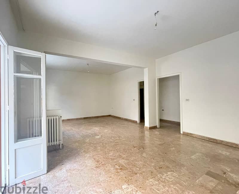 For rent Achrafieh 160 sqm unfurnished apartment 0