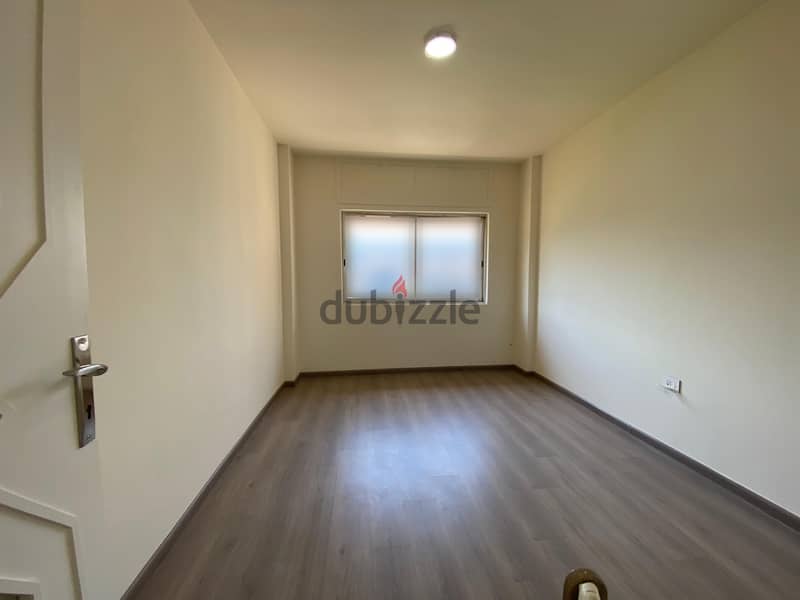 Apartment for sale in Antelias شقة للبيع في انطلياس 4