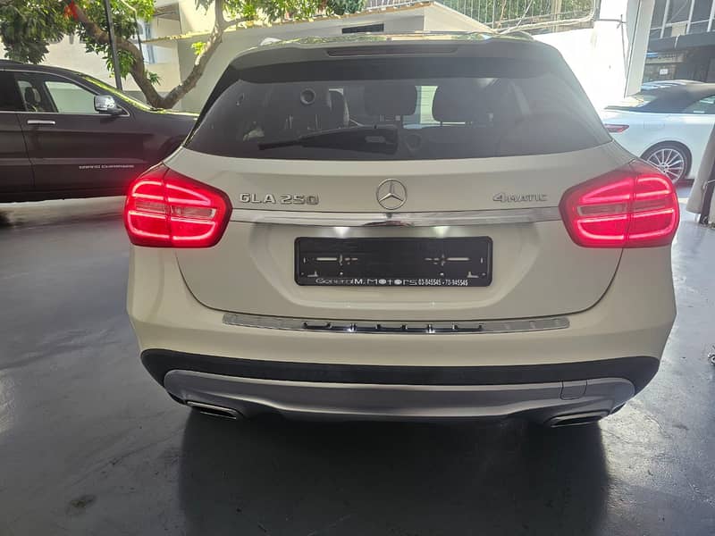 Mercedes-Benz GLA-Class 2017 4