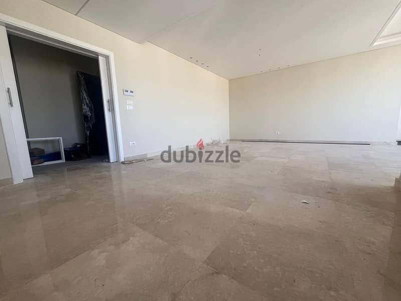 Apartment For Sale in Ras El Nabeh شقة للبيع في راس النبع 3