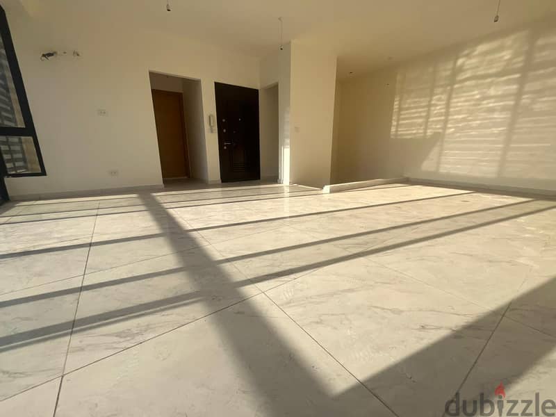 Duplex for sale in Ras El Nabeh دوبلكس راقي للبيع بموقع مميز 0