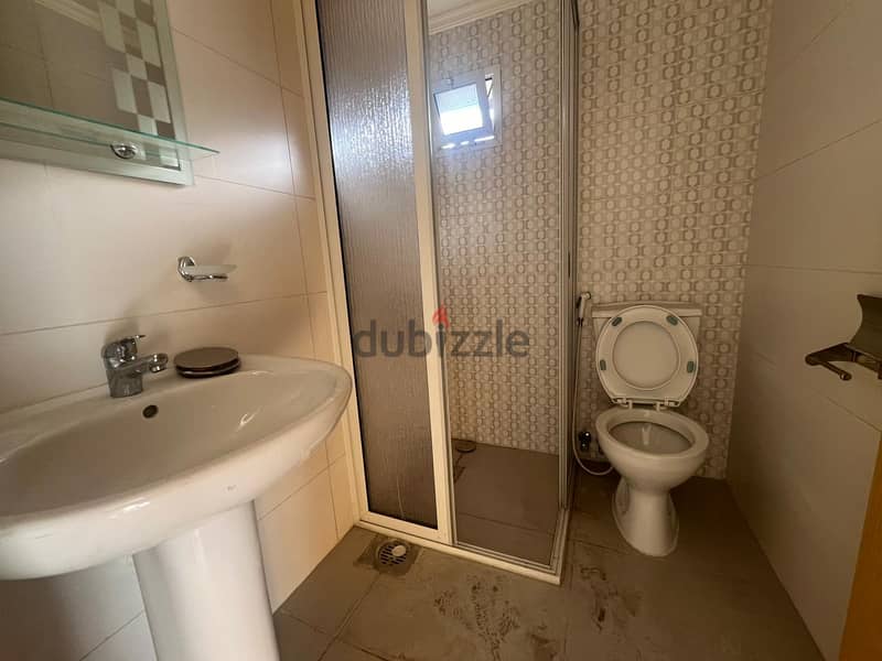 Duplex for sale in Ras El Nabeh دوبلكس راقي للبيع بموقع مميز 13