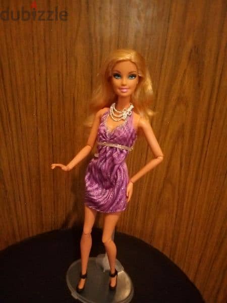 FASHIONISTA STYLES GLAM SWAPPIN Mattel 2011 Great Articulated doll=21$ 1