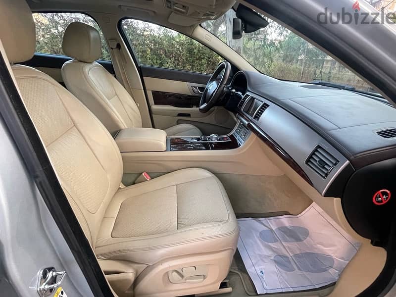 Jaguar XF MODEL 2009 V8 from company Lebanon 67000 km only 7