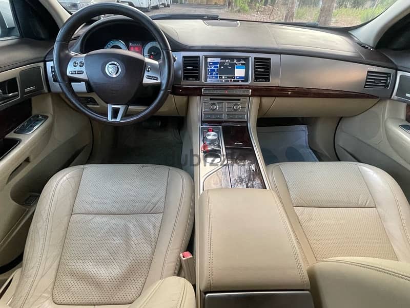 Jaguar XF MODEL 2009 V8 from company Lebanon 67000 km only 8