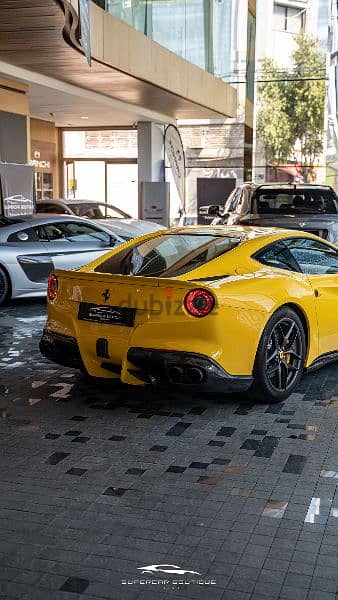 2015 Ferrari F12 Berlinetta 11