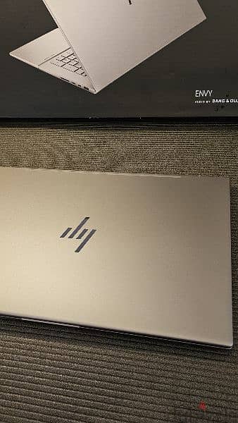 BRAND NEW HP ENVY 17 CORE I7 GENERATION 13 WITH RTX 3050 9